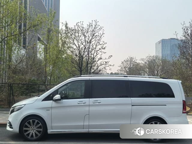 Mercedes-Benz V-class id 4300410 из Китая 11
