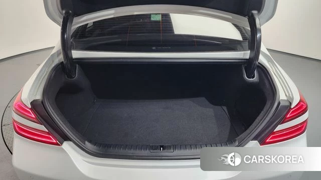 Genesis The New G70 id 3838160 из Кореи 11