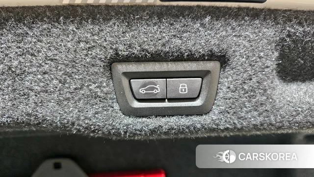 BMW 5 Series (G60) id 3817187 из Кореи 11