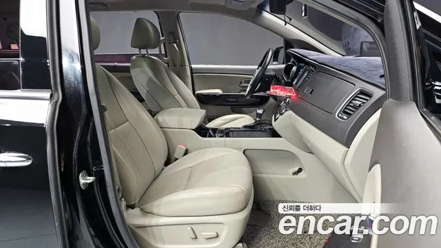 Kia All New Carnival id 2596197 из Кореи 11