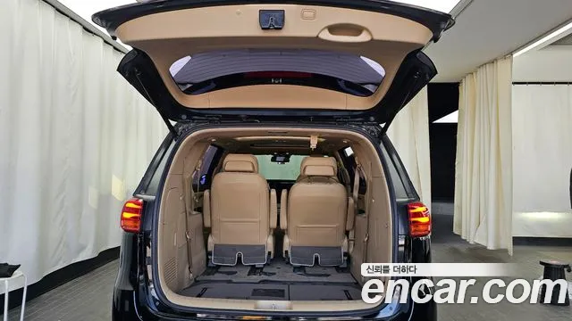 Kia The New Carnival id 2671022 из Кореи 11