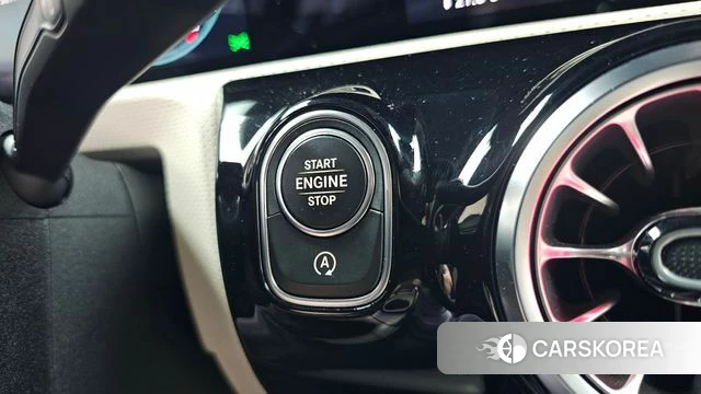 Mercedes-Benz A-Class W177 id 4423572 из Кореи 11