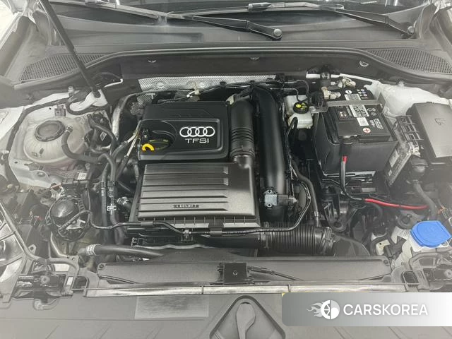 Audi Q2L id 4297537 из Китая 11