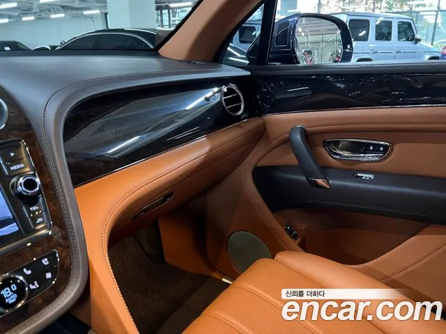 Bentley Bentayga id 2636636 из Кореи 11