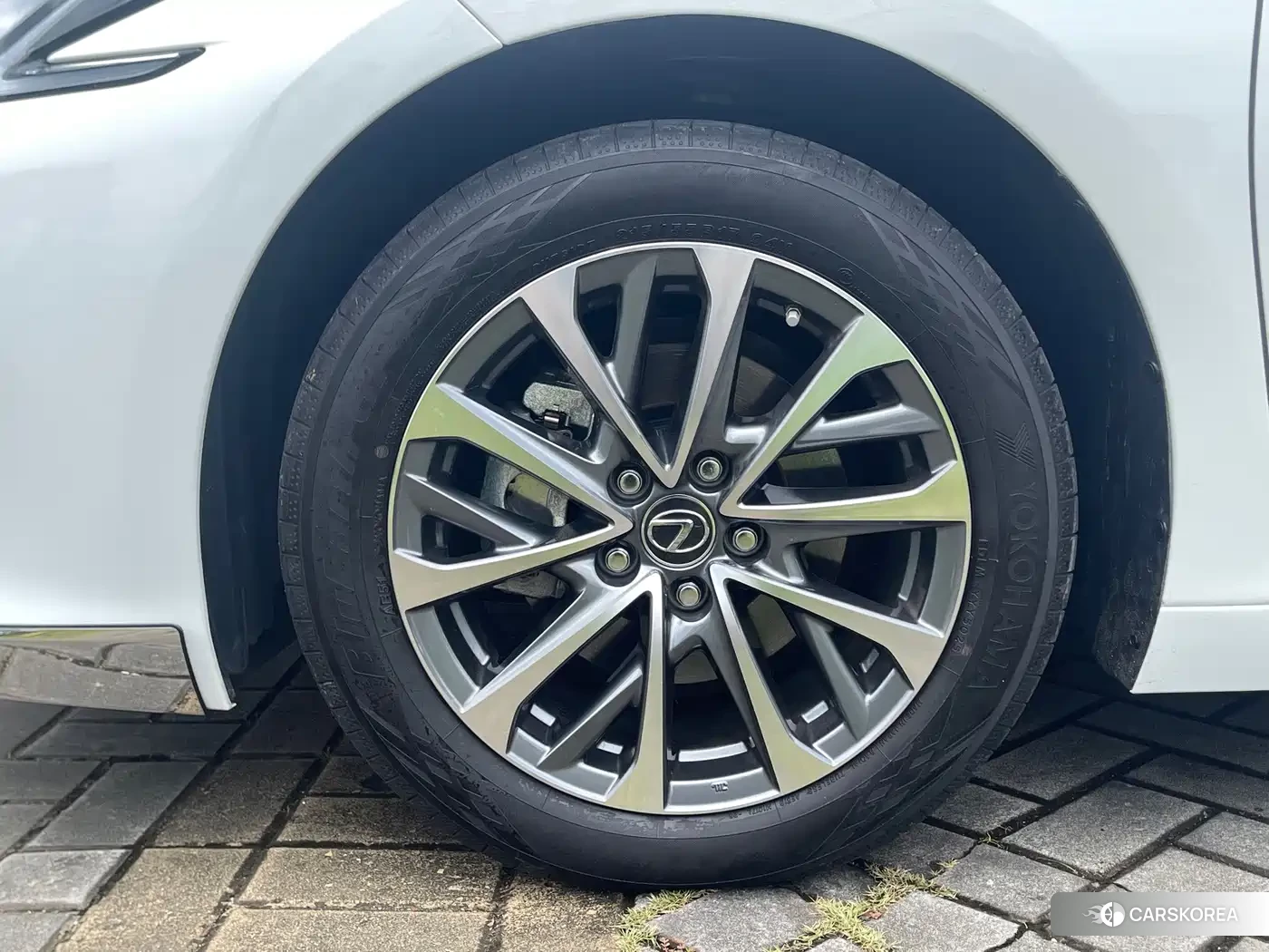 Lexus ES id 4644625 из Китая 12