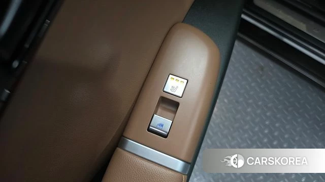 Hyundai Grandeur (GN7) id 4493754 из Кореи 11