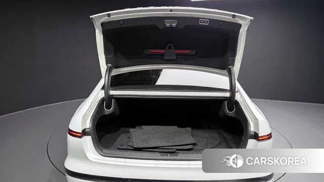 Hyundai Grandeur (GN7) id 3273021 из Кореи 11