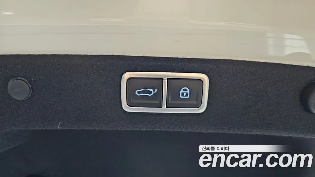 Hyundai Grandeur Hybrid (GN7) id 2552631 из Кореи 11