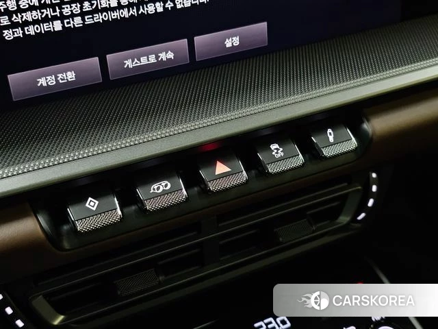 Porsche 911(992) id 4528340 из Кореи 11