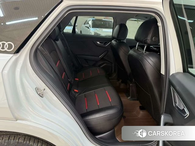 Audi Q2L id 4279048 из Китая 11