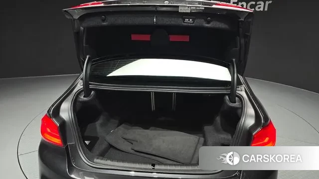 BMW 5 Series (G30) id 3687456 из Кореи 11