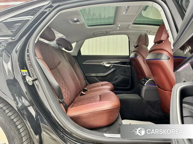 Audi A8 id 4259319 из Китая 11