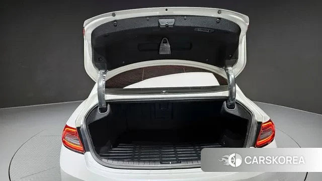 Hyundai Grandeur IG id 3536197 из Кореи 11