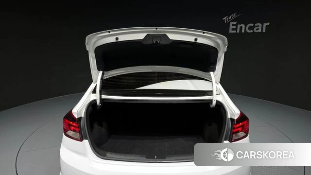 Hyundai The New Avante AD id 3905332 из Кореи 11