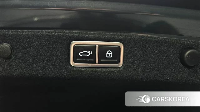 Hyundai Grandeur Hybrid (GN7) id 3914556 из Кореи 11