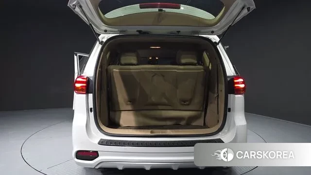 Kia The New Carnival id 3713647 из Кореи 11