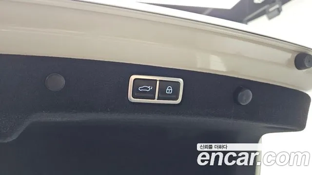 Hyundai Grandeur (GN7) id 2943173 из Кореи 11