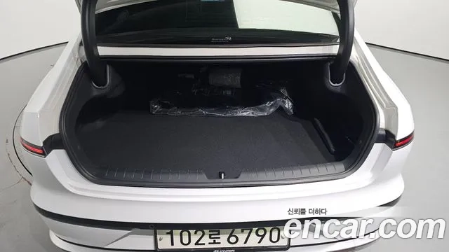 Hyundai Grandeur (GN7) id 2873632 из Кореи 11