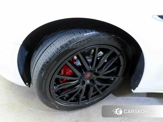 Maserati Ghibli id 4390064 из Кореи 11