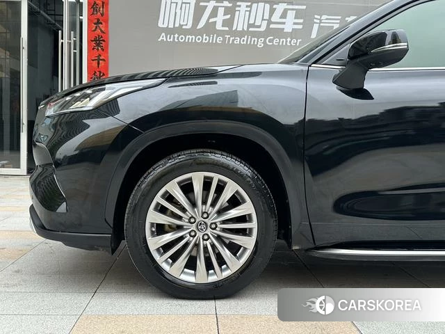 Toyota Highlander id 4276453 из Китая 11