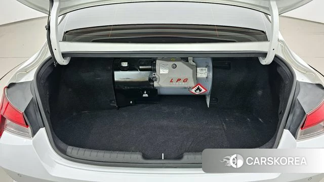 Hyundai Avante (CN7) id 3922857 из Кореи 11