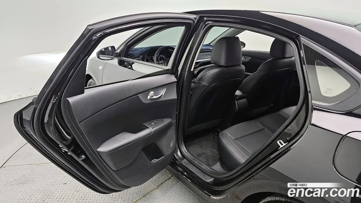 Kia The New K3 2nd generation id 1449710 из Кореи 11