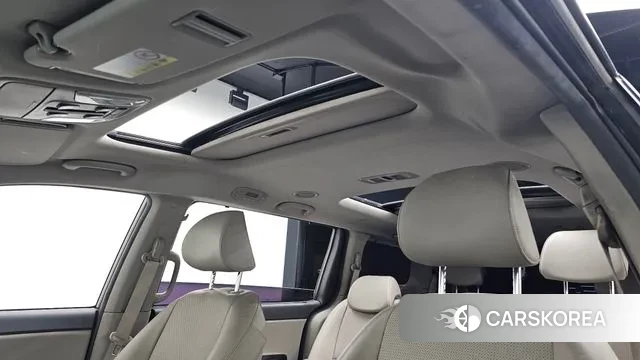 Kia The New Carnival id 3391646 из Кореи 11