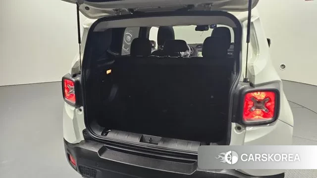 Jeep Renegade id 3651501 из Кореи 11