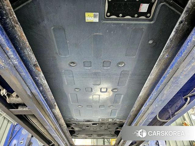 Hyundai Ionic 5 id 3877956 из Кореи 11