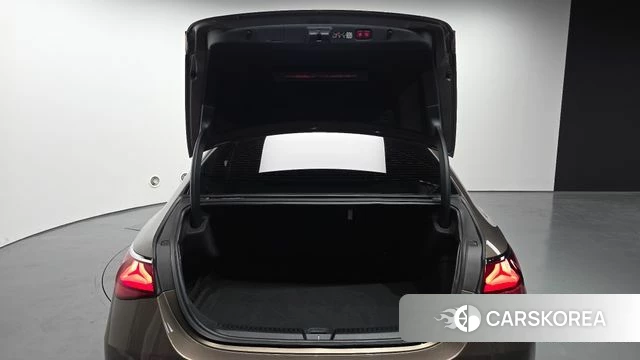 Mercedes-Benz E-Class W214 id 4243033 из Кореи 11