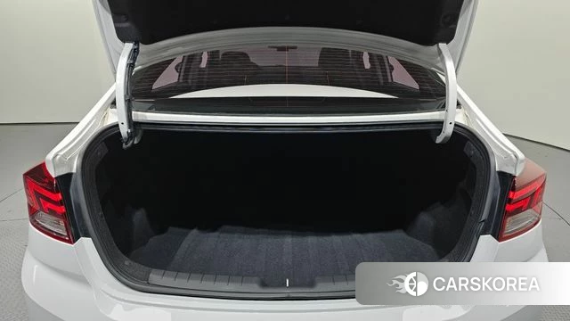 Hyundai The New Avante AD id 4620374 из Кореи 11