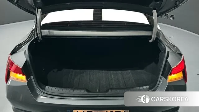 Hyundai Avante Hybrid (CN7) id 3379577 из Кореи 11