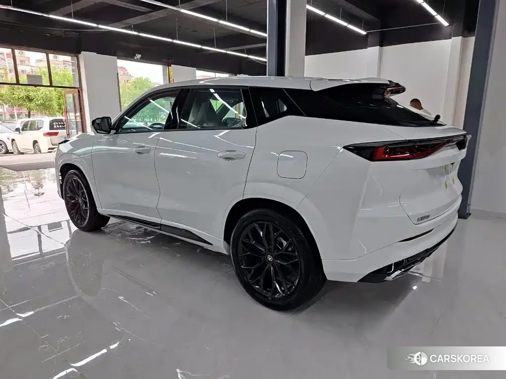 Chang'an Changan UNI-Z id 4576309 из Китая 11