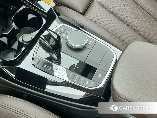 BMW X3 id 4358921 из Китая 11