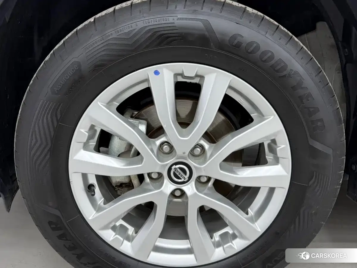 Nissan Qijun id 4679483 из Китая 11