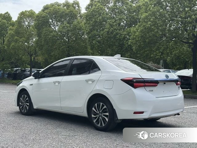 Toyota Corolla dual engine E+ id 4273895 из Китая 11