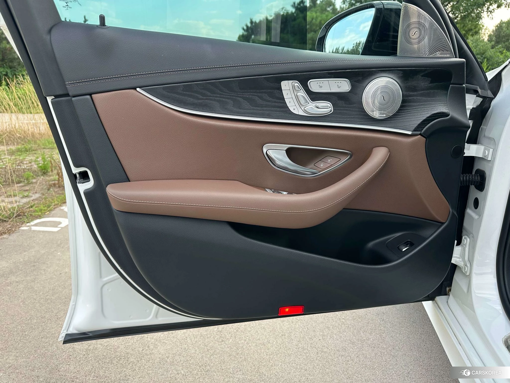 Mercedes-Benz E-Class id 4513579 из Китая 11