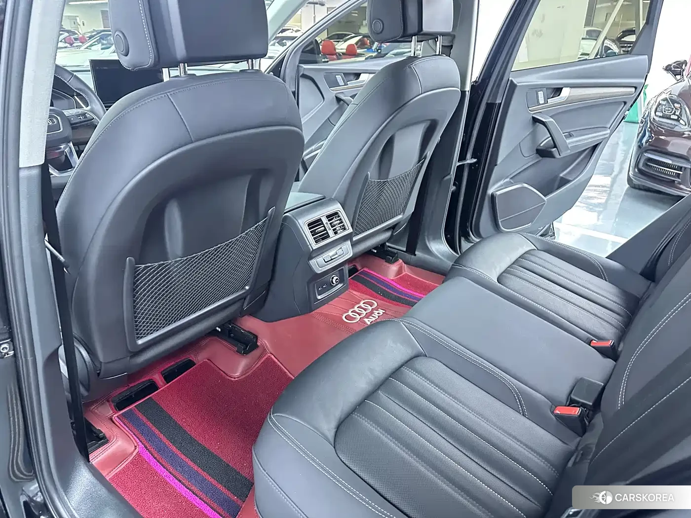 Audi Q5L id 4629100 из Китая 11