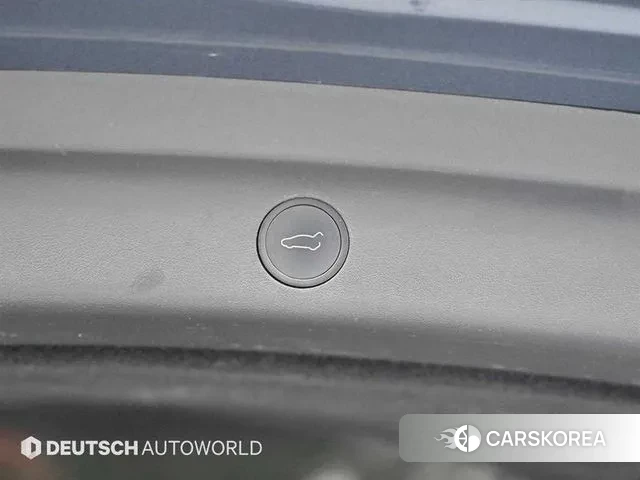 Tesla Model Y id 3712290 из Кореи 11