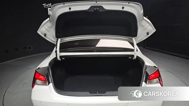 Hyundai Avante (CN7) id 3629735 из Кореи 11