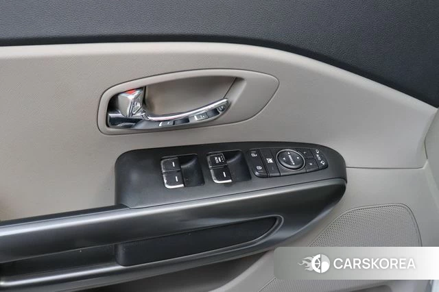 Kia The New Carnival id 3853342 из Кореи 11