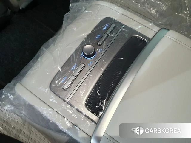 Hyundai Grandeur (GN7) id 4691761 из Кореи 11