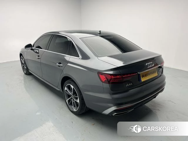 Audi A4L id 4299961 из Китая 11
