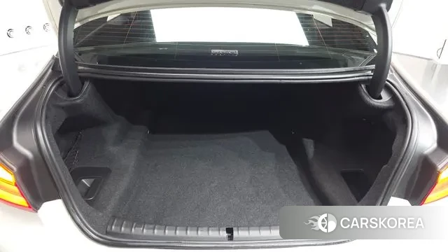 BMW 5 Series (G30) id 3374827 из Кореи 11