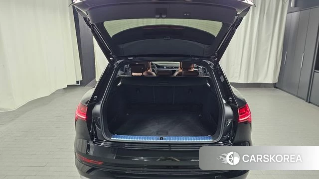 Audi e-Tron id 4330611 из Кореи 11