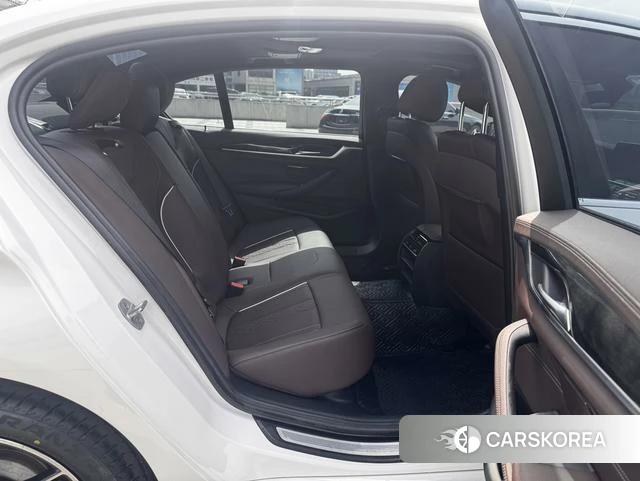 BMW 5 series id 4271849 из Китая 11