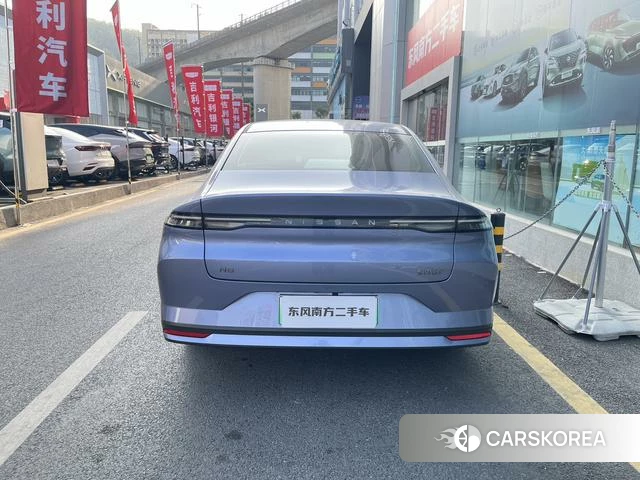 Nissan N6 id 4278557 из Китая 11