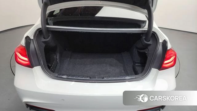 BMW 3 Series (F30) id 3814219 из Кореи 11