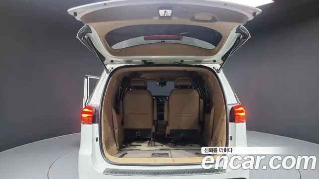 Kia The New Carnival id 2757638 из Кореи 11