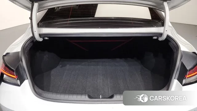 Hyundai Avante (CN7) id 3421778 из Кореи 11